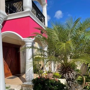 Meet your Posher, Sofia